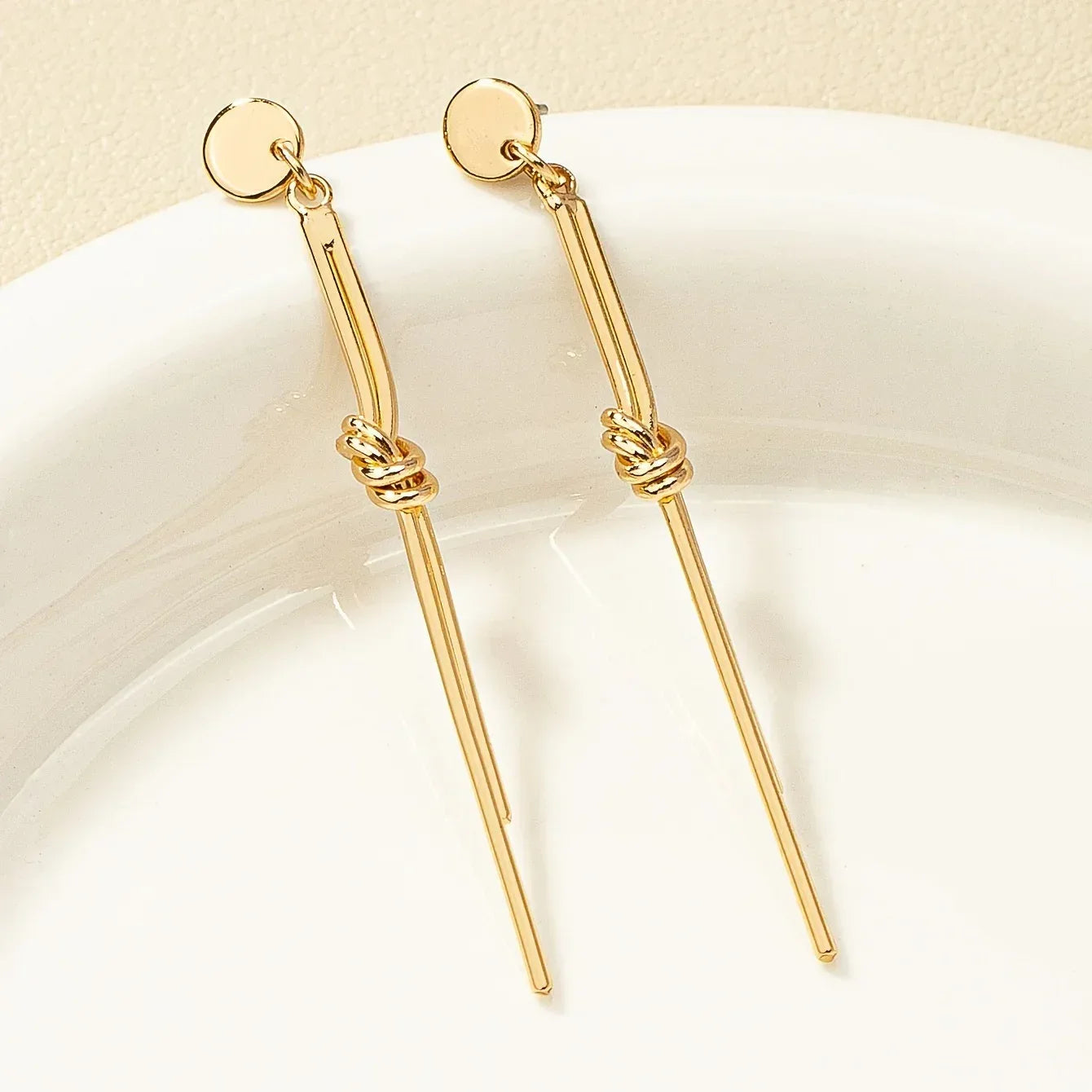 Boucles d'Oreilles Nœud Métal Femme - Bijou Élégant Tendance - AgorAstrA