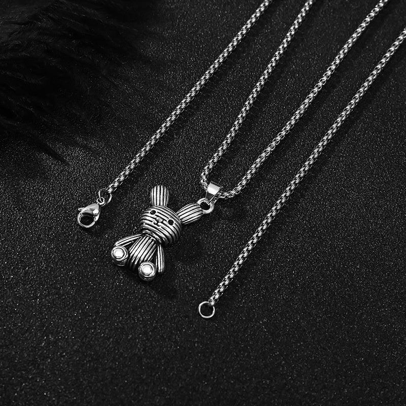 Collier Little Bear en titane 201, pendentif lapin hip-hop, accessoire minimaliste et polyvalent pour homme, chaîne longue de 70 cm (27,56 pouces). - AgorAstrA