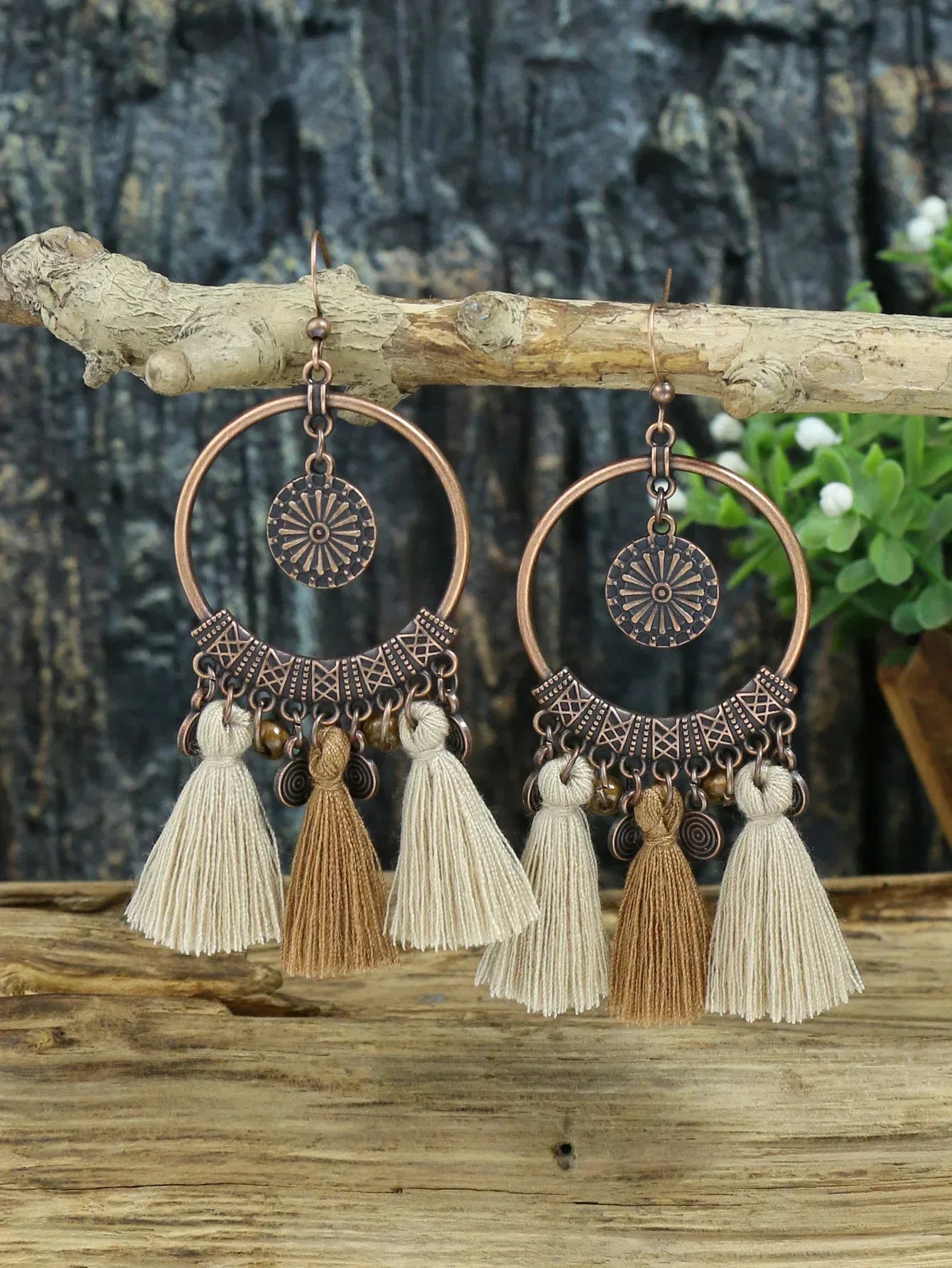 Boucles d'Oreilles Femme à Pois Vintage - Bijou Rétro Élégant - AgorAstrA