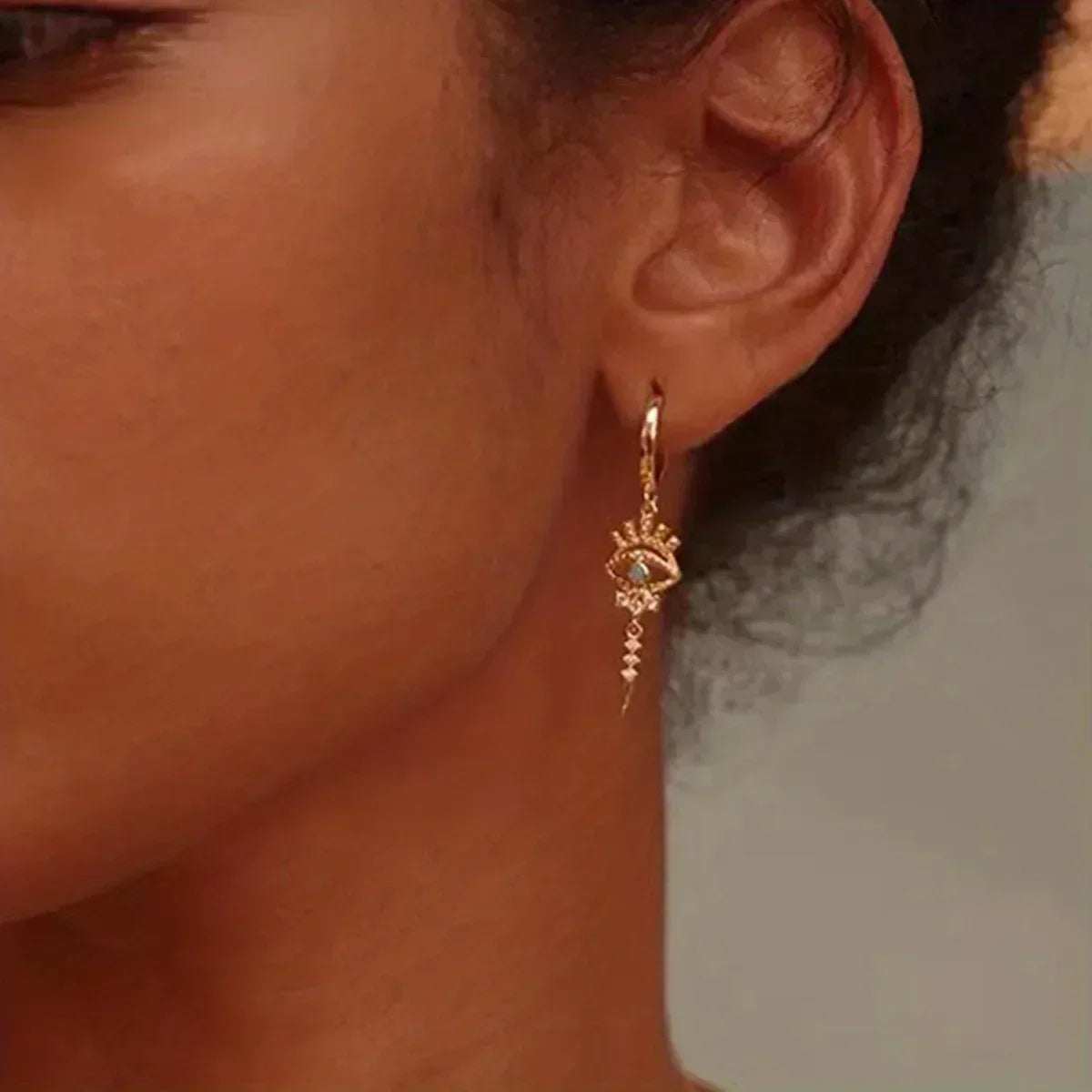 Boucles d'Oreilles Pendantes Œil Protecteur - Bijou Porte-Bonheur Femme - AgorAstrA