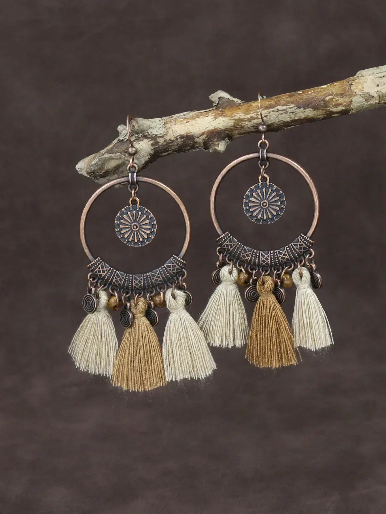 Boucles d'Oreilles Femme à Pois Vintage - Bijou Rétro Élégant - AgorAstrA