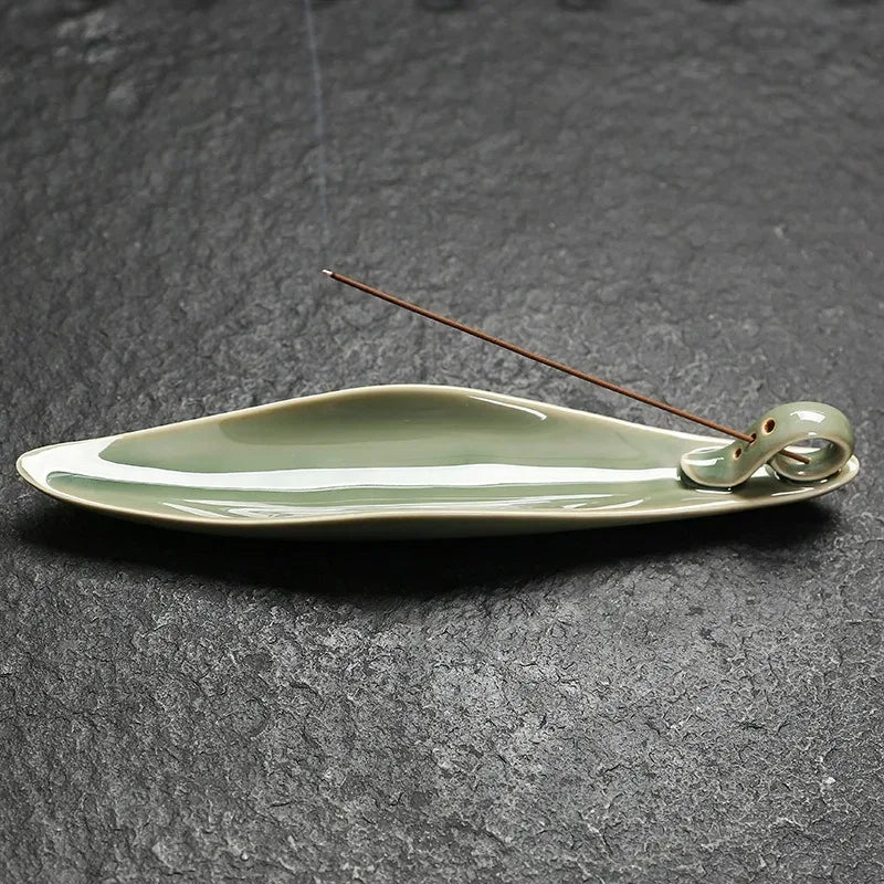 minimalist-glass-incense-holder-zen-style-transparent-incense-burner-creative-wooden-base-anti-ash-flying-incense-holder - AgorAstrA